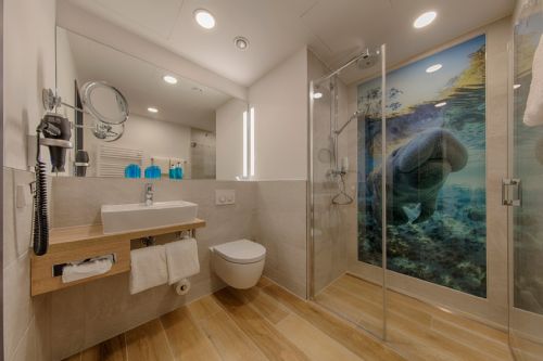 Hotel Motive, Zimmer, Bad, Badezimmer